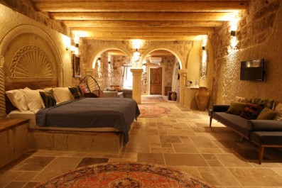  Get From Vita Cave Suites