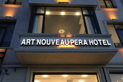 transfer from Istanbul Airport/Sabiha Gokcen Airport to Art Nouveau Pera